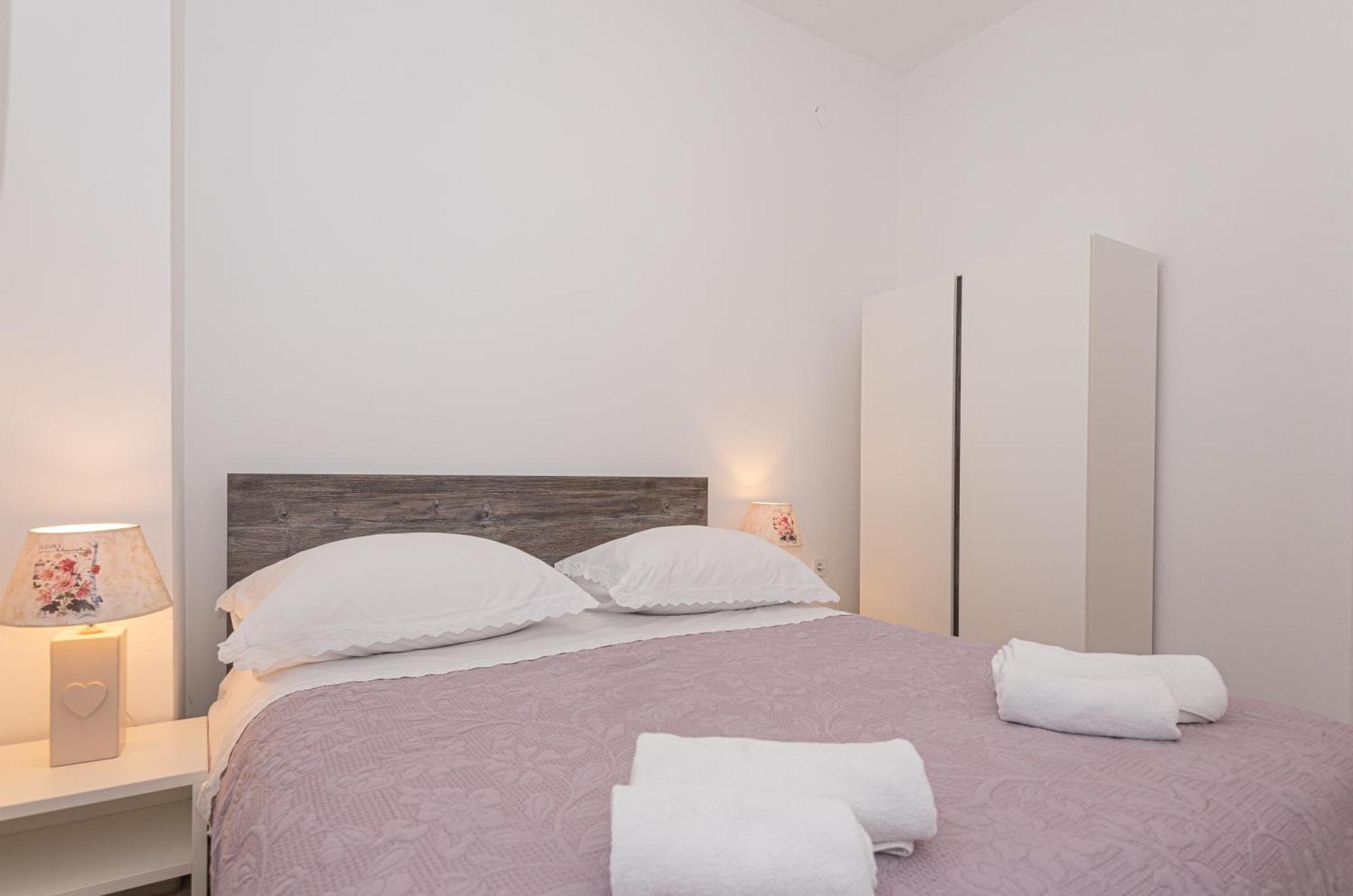 Apartments Lovric โวดีเซ ภายนอก รูปภาพ