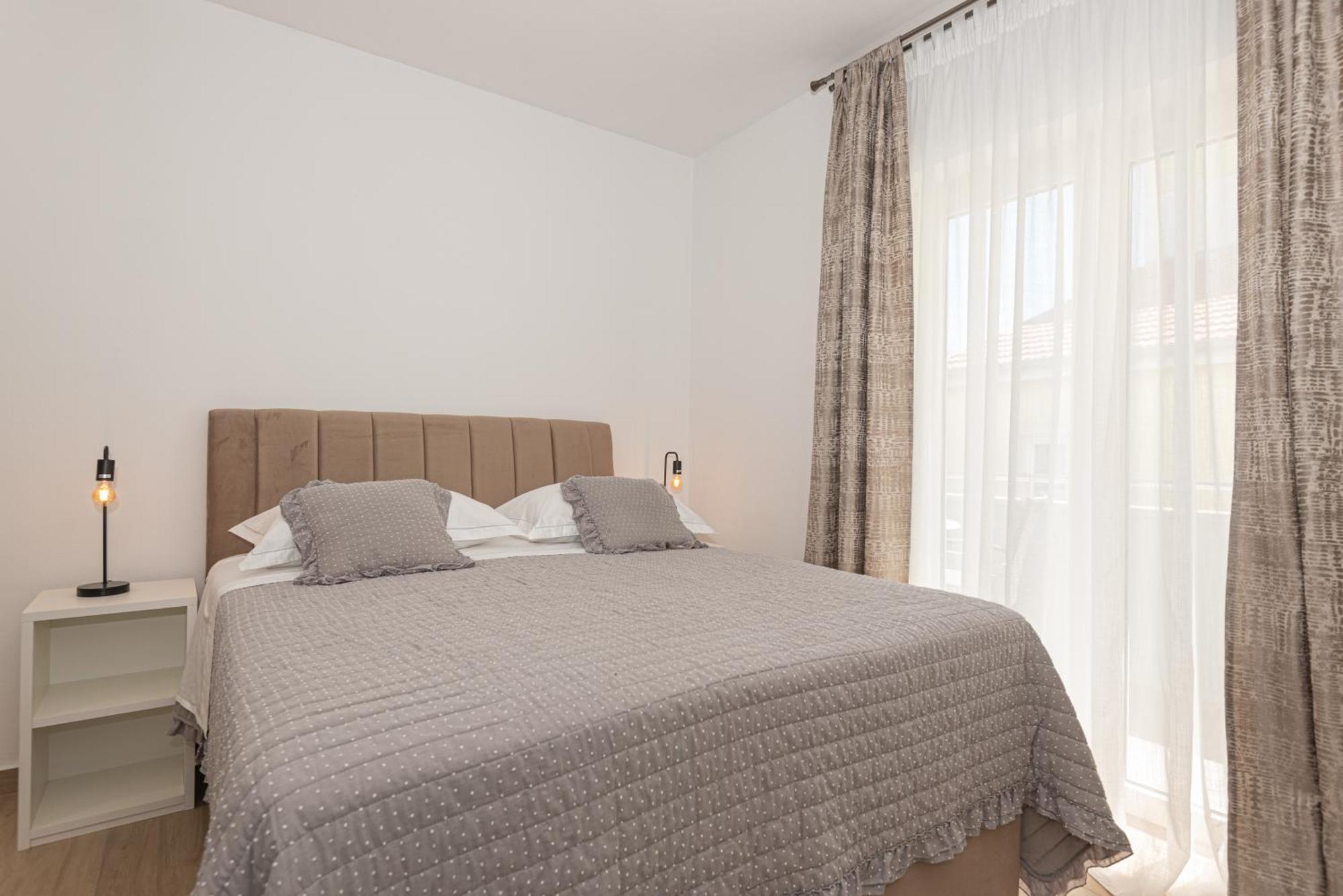 Apartments Lovric โวดีเซ ภายนอก รูปภาพ