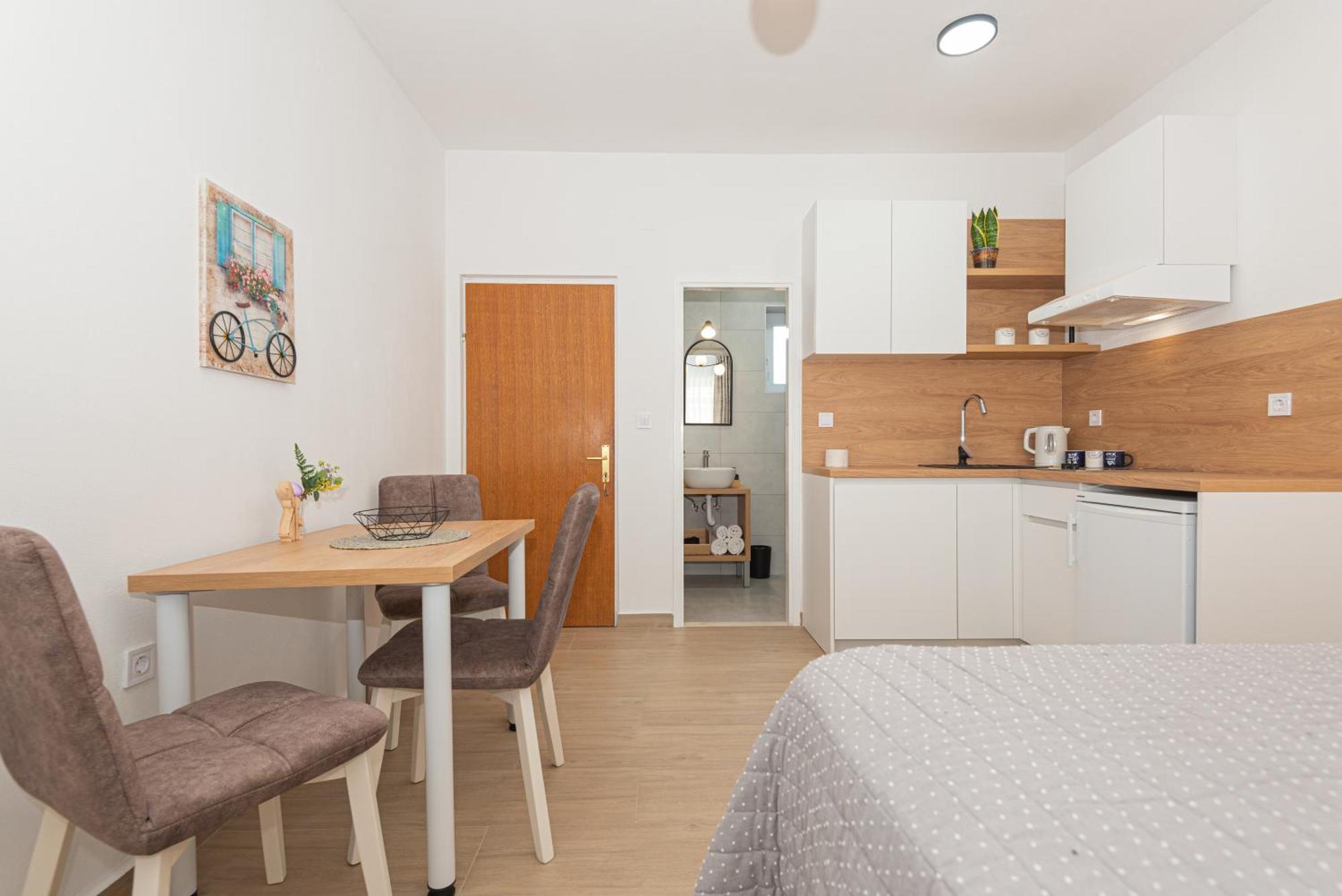 Apartments Lovric โวดีเซ ภายนอก รูปภาพ