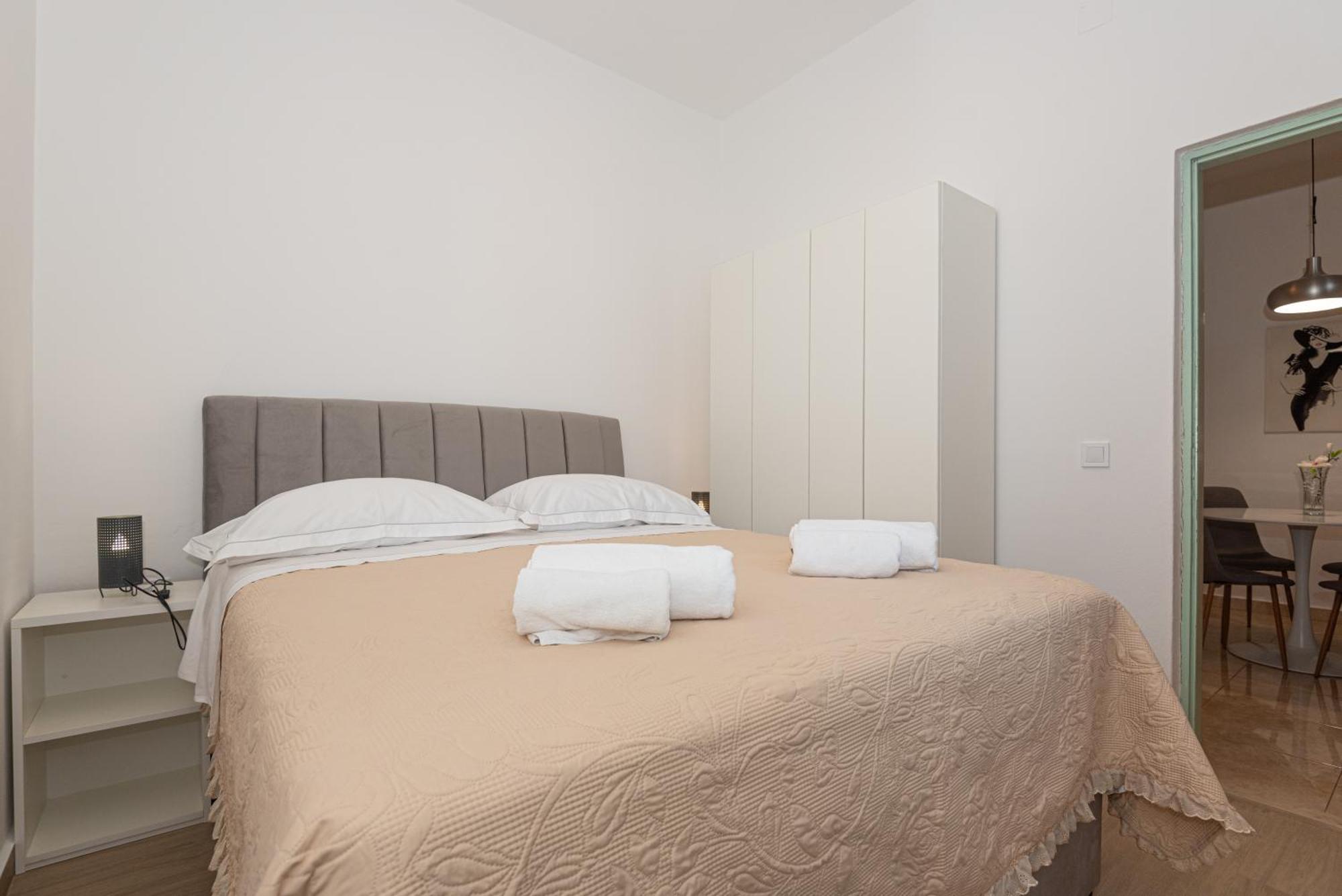 Apartments Lovric โวดีเซ ภายนอก รูปภาพ