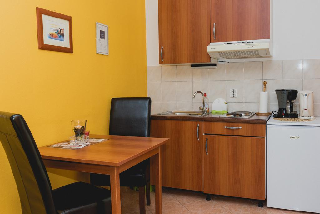 Apartments Lovric โวดีเซ ภายนอก รูปภาพ